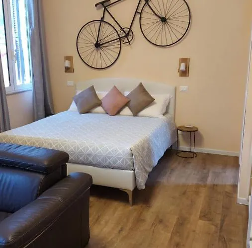 Glam Luxury Lorenzo בית הארחה