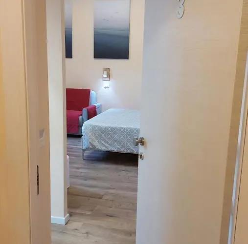 Glam Luxury Lorenzo בית הארחה 4*