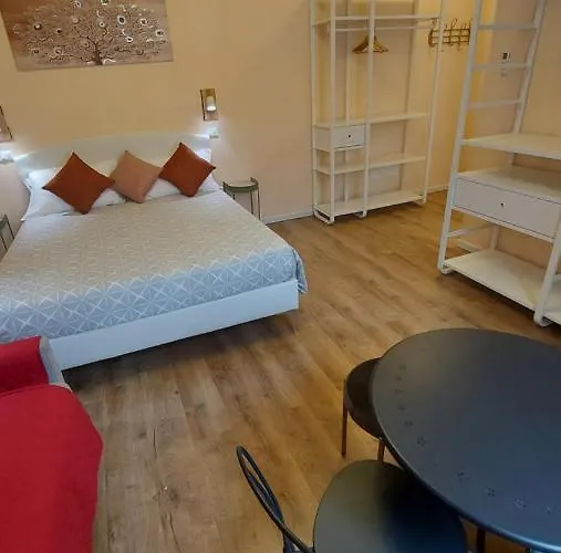 בית הארחה Glam Luxury Lorenzo לה ספציה