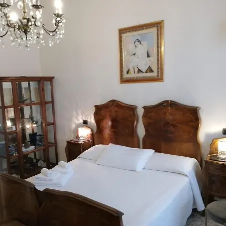 Glam Luxury Lorenzo Guest house La Spezia