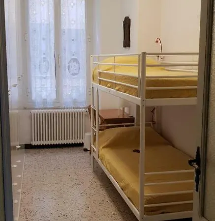 Glam Luxury Lorenzo Guest house La Spezia
